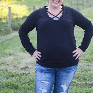 Black criss-cross sweatshirt